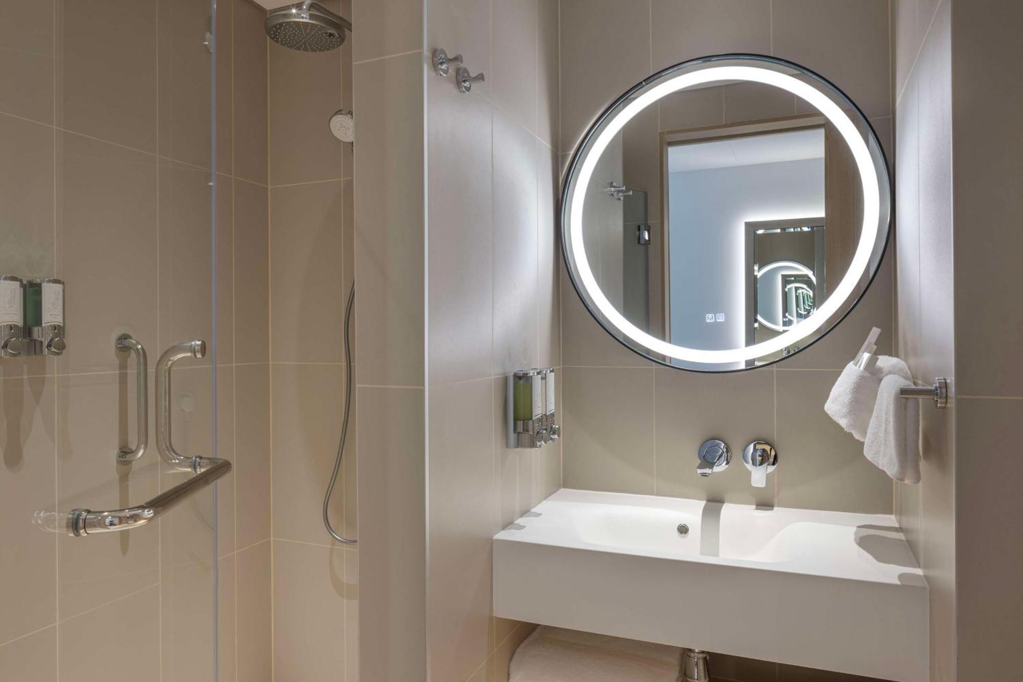 Hampton By Hilton Kuwait Salmiya Hotel Kuwait City Luaran gambar